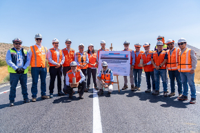 MOP y Anglo American impulsan la reutilización de residuos mineros para desarrollar infraestructura vial