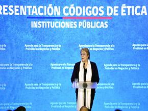 Presidenta Bachelet recibió Códigos de Ética de las Instituciones Públicas de la Administración Central del Estado